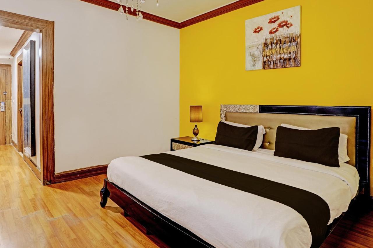 Townhouse 809 Royal Palms Hotel - Rose Collection Мумбаи Экстерьер фото