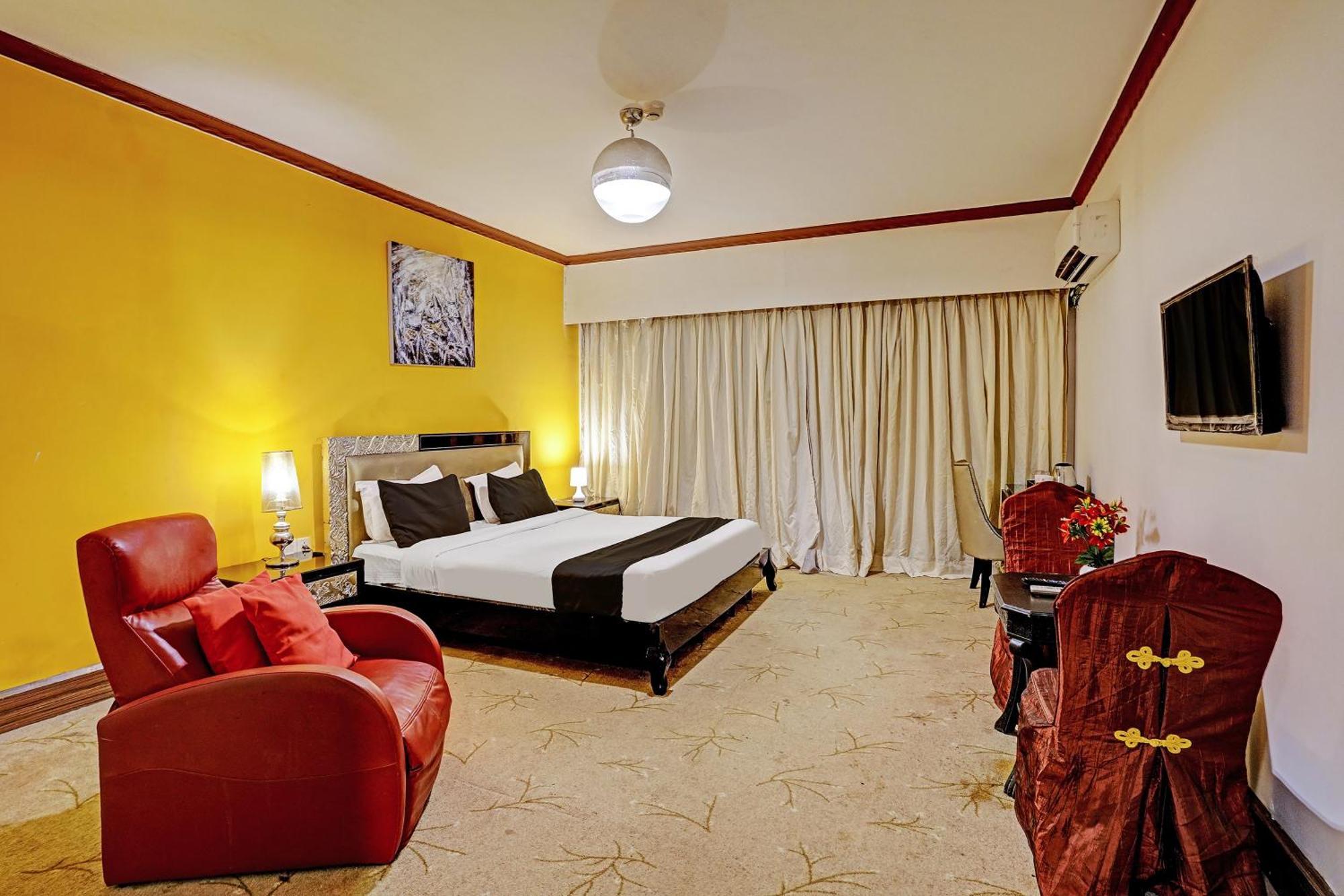 Townhouse 809 Royal Palms Hotel - Rose Collection Мумбаи Экстерьер фото
